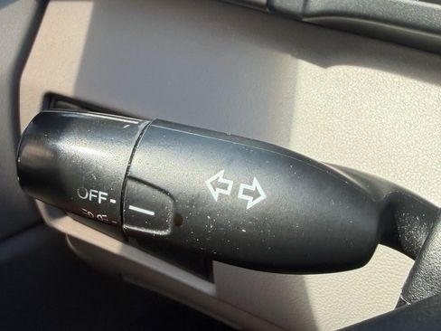 Used 2015 Honda Odyssey EX-L image 32