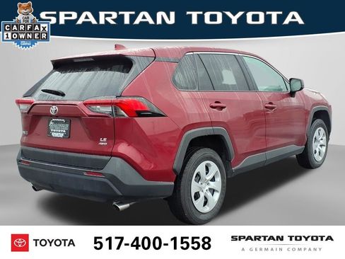 Used 2024 Toyota RAV4 LE image 7