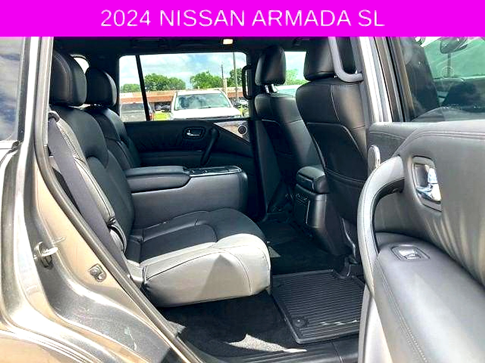 Used 2024 Nissan Armada SL w/ Midnight Edition Package RWD image 14