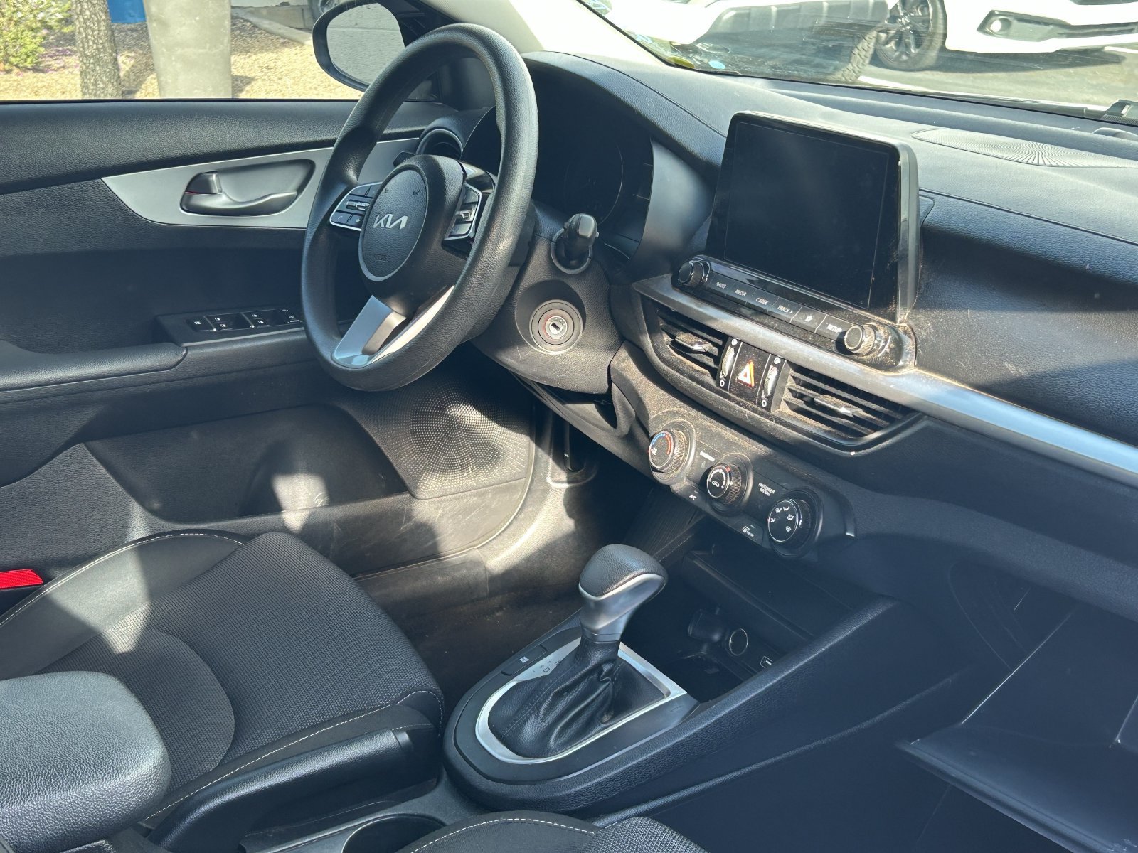 Used 2024 Kia Forte LX FWD image 8