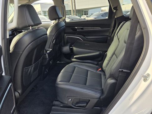 Used 2023 Kia Telluride SX image 12