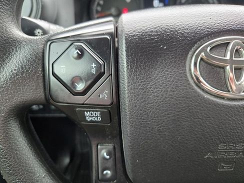 Used 2021 Toyota Tacoma SR w/ SR Convenience Package image 27