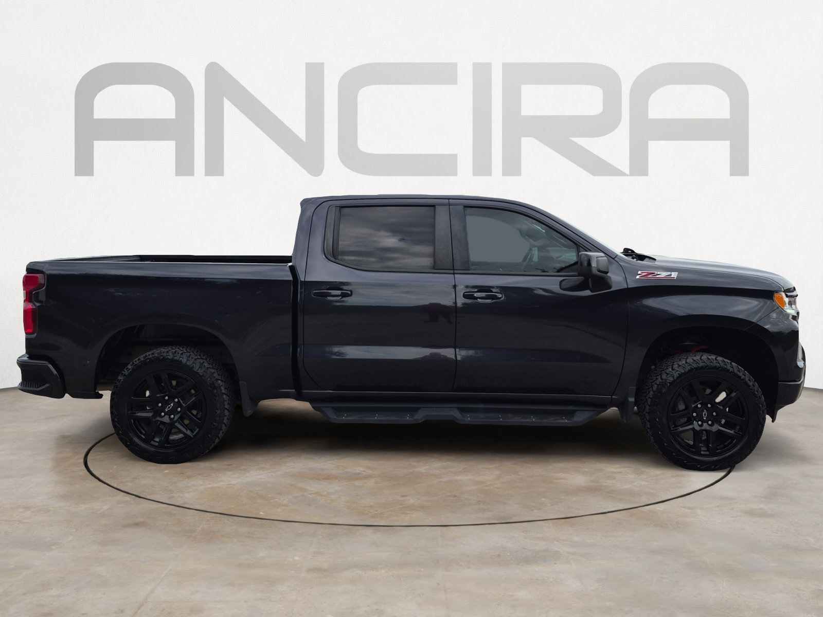 Used 2023 Chevrolet Silverado 1500 RST w/ Z71 Off-Road Package AWD/4WD image 11