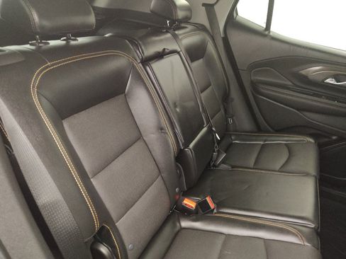 Used 2019 GMC Terrain SLT w/ Preferred Package FWD image 19
