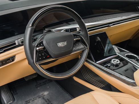 Used 2025 Cadillac Escalade IQ Sport 2 image 13