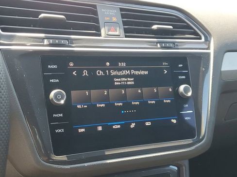 Used 2024 Volkswagen Tiguan SE R-Line image 19