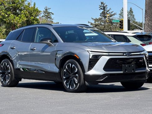 Used 2024 Chevrolet Blazer EV RS AWD/4WD image 2