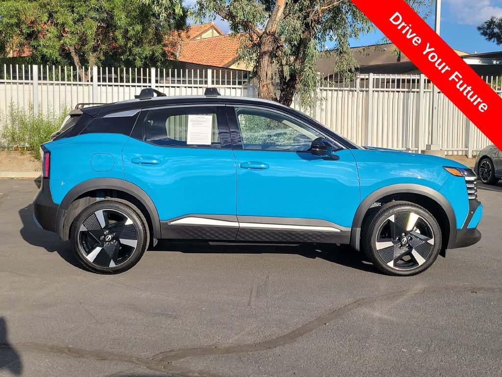 Used 2026 Nissan Kicks SR w/ Illumination Package FWD image 36