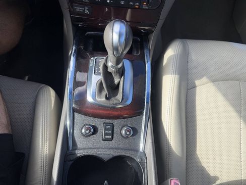 Used 2010 INFINITI G37 x Sedan w/ Premium Pkg AWD/4WD image 22