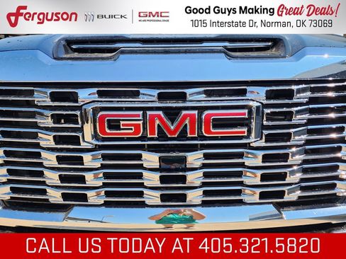 New 2026 GMC Sierra 2500 Denali w/ Denali Reserve Package AWD/4WD image 9