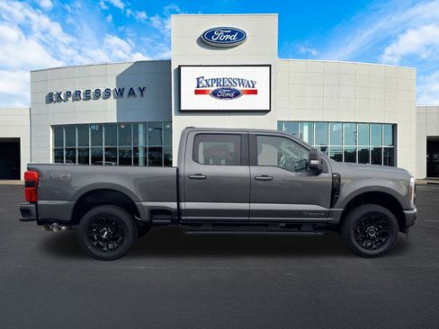New 2026 Ford F250 XLT w/ XLT Premium Package image 5