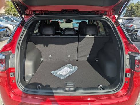New 2026 Jeep Compass Latitude AWD/4WD image 29