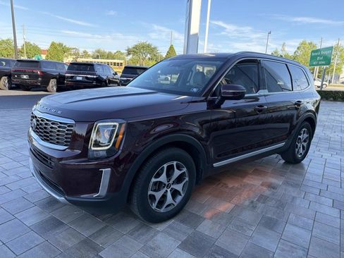 Used 2020 Kia Telluride EX w/ Towing Package image 6
