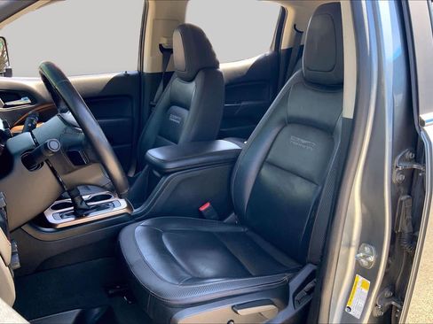 Used 2019 GMC Canyon All Terrain w/ All Terrain X Package AWD/4WD image 8