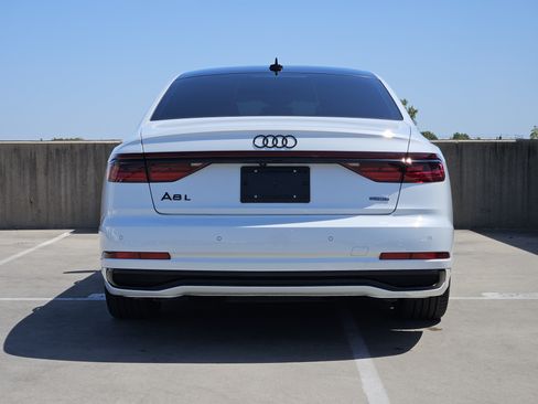 Used 2024 Audi A8 L 3.0T AWD/4WD image 7