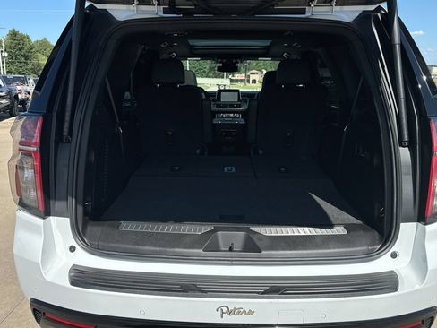 Used 2024 Chevrolet Tahoe RST w/ Luxury Package AWD/4WD image 25