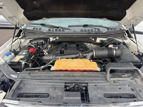 Used 2017 Ford F150 Lariat w/ Equipment Group 501A Mid AWD/4WD image 21