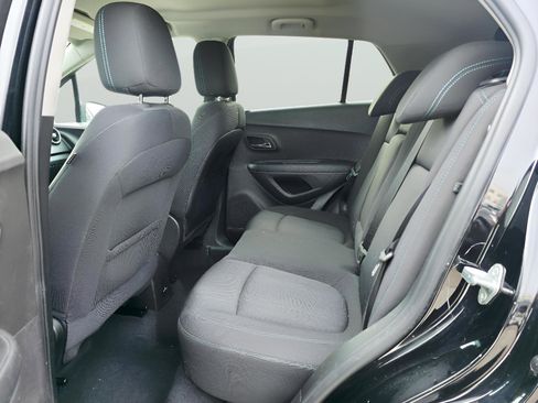 Used 2016 Chevrolet Trax LT image 9