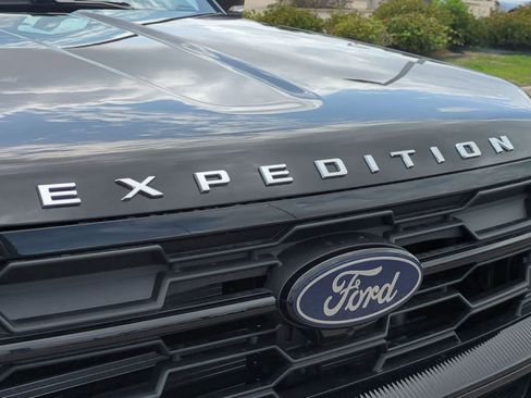 New 2026 Ford Expedition Active RWD image 38