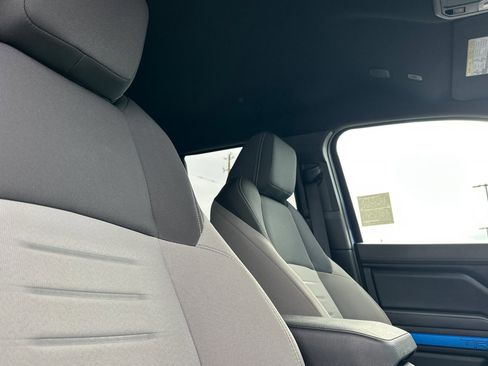 Used 2025 Toyota Tacoma TRD Off-Road w/ TRD Off Road Upgrade Package image 16