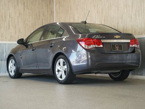 Used 2015 Chevrolet Cruze Diesel FWD image 7