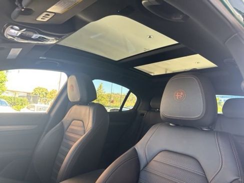 New 2025 Alfa Romeo Stelvio Sprint image 11