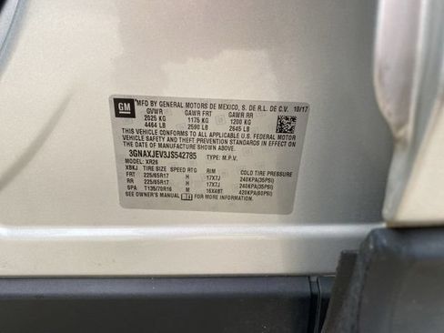 Used 2018 Chevrolet Equinox LT FWD image 29