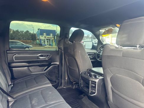 Used 2019 RAM 1500 Big Horn AWD/4WD image 32
