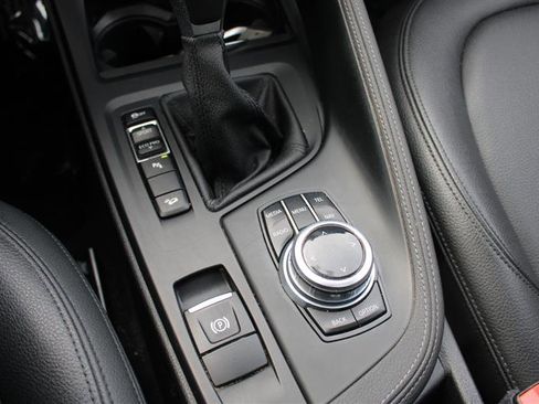 Used 2017 BMW X1 xDrive28i image 19