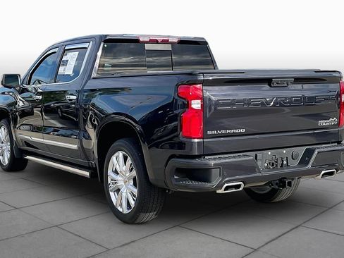 Certified 2022 Chevrolet Silverado 1500 High Country w/ High Country Premium Package AWD/4WD image 12