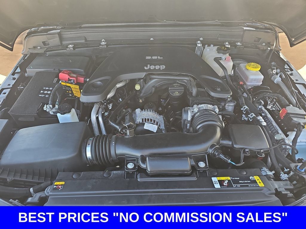 Used 2021 Jeep Wrangler Rubicon AWD/4WD image 30