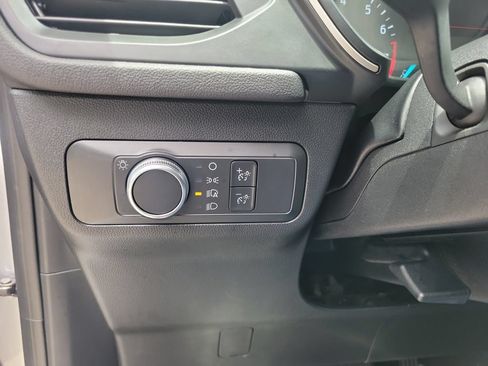 Used 2022 Ford Escape SE FWD image 17