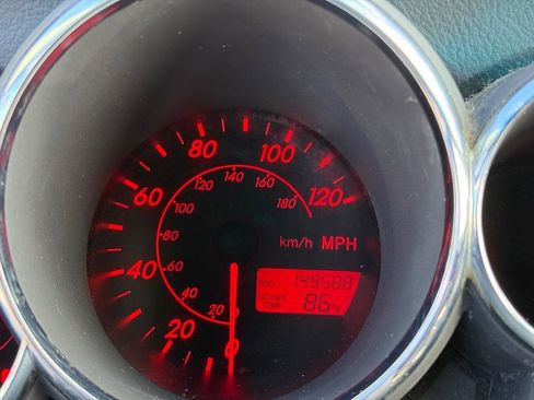 Used 2003 Toyota Matrix image 19