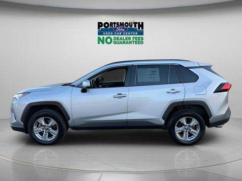 Used 2024 Toyota RAV4 XLE AWD/4WD image 2