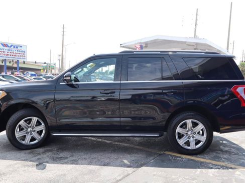 Used 2019 Ford Expedition XLT w/ Equipment Group 202A RWD image 7