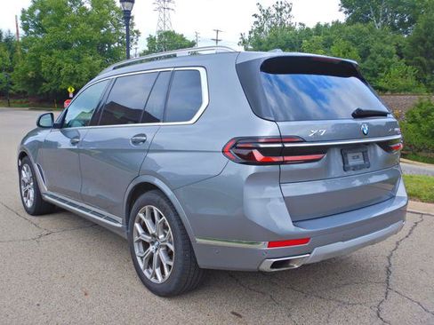Used 2026 BMW X7 xDrive40i w/ Premium Package AWD/4WD image 6