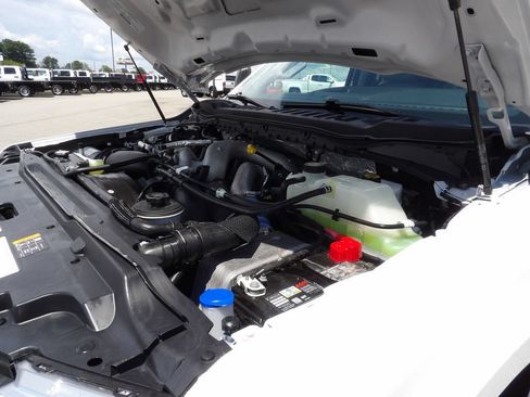 Used 2025 Ford F350 XLT AWD/4WD image 47