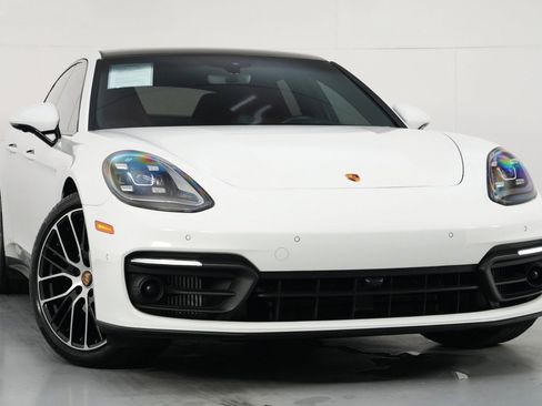 Used 2023 Porsche Panamera Platinum Edition w/ Smoking Package image 4