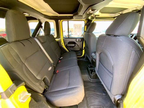Used 2022 Jeep Wrangler Unlimited Sport AWD/4WD image 21