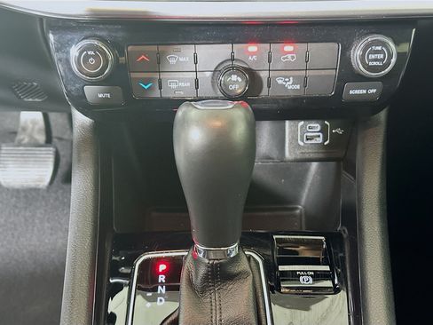 Used 2022 Jeep Compass Latitude AWD/4WD image 23