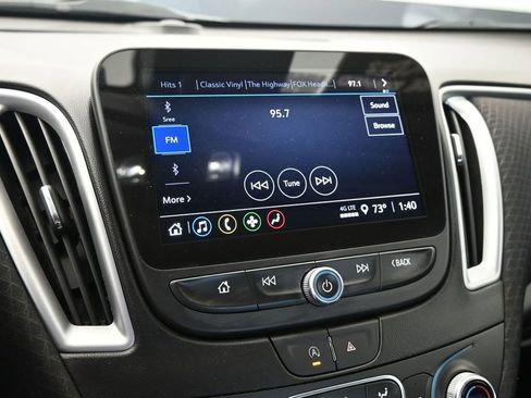 Used 2024 Chevrolet Malibu LT image 30