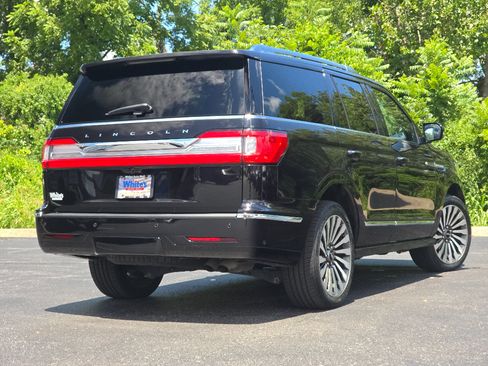 Used 2021 Lincoln Navigator Reserve w/ Luxury Package AWD/4WD image 8