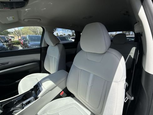 New 2026 Hyundai Tucson SEL FWD image 14
