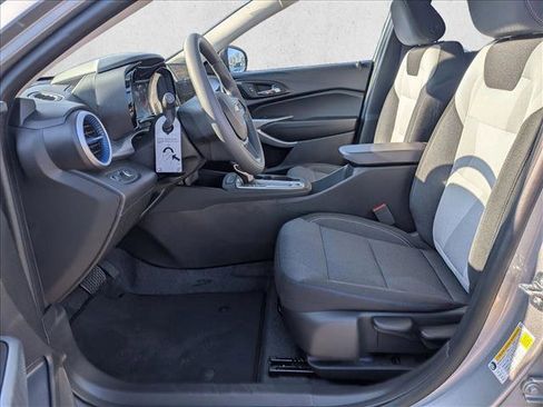 New 2026 Chevrolet Trax LS image 15