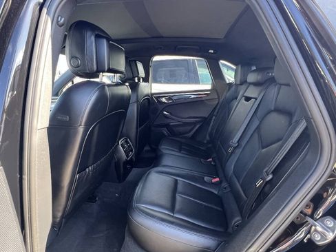 Used 2016 Porsche Macan S AWD/4WD image 21
