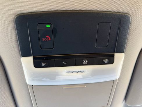 Used 2025 Nissan Pathfinder SL w/ Cargo Package image 30