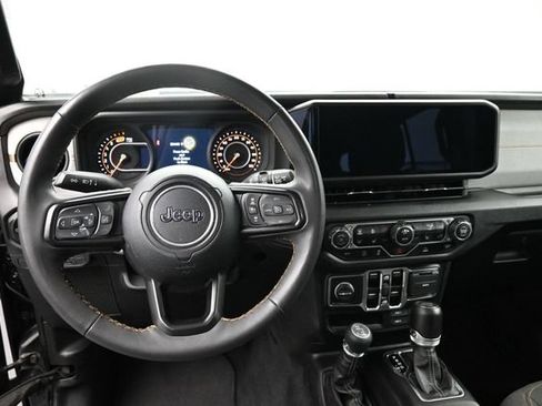 Used 2024 Jeep Wrangler Unlimited Sport AWD/4WD image 11