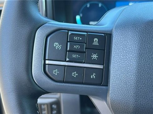 New 2026 Ford F250 Lariat w/ Black Appearance Package image 23