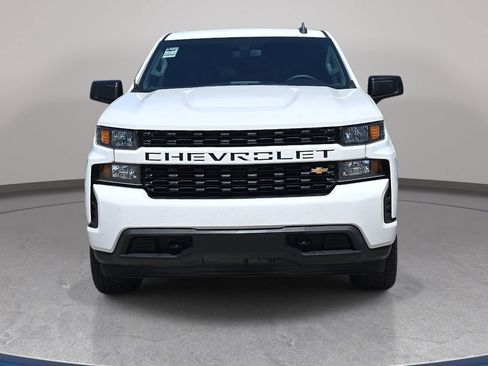 Used 2019 Chevrolet Silverado 1500 Custom w/ Infotainment Package RWD image 3