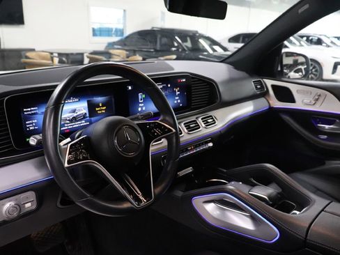 Used 2024 Mercedes-Benz GLE 450e 4MATIC image 12